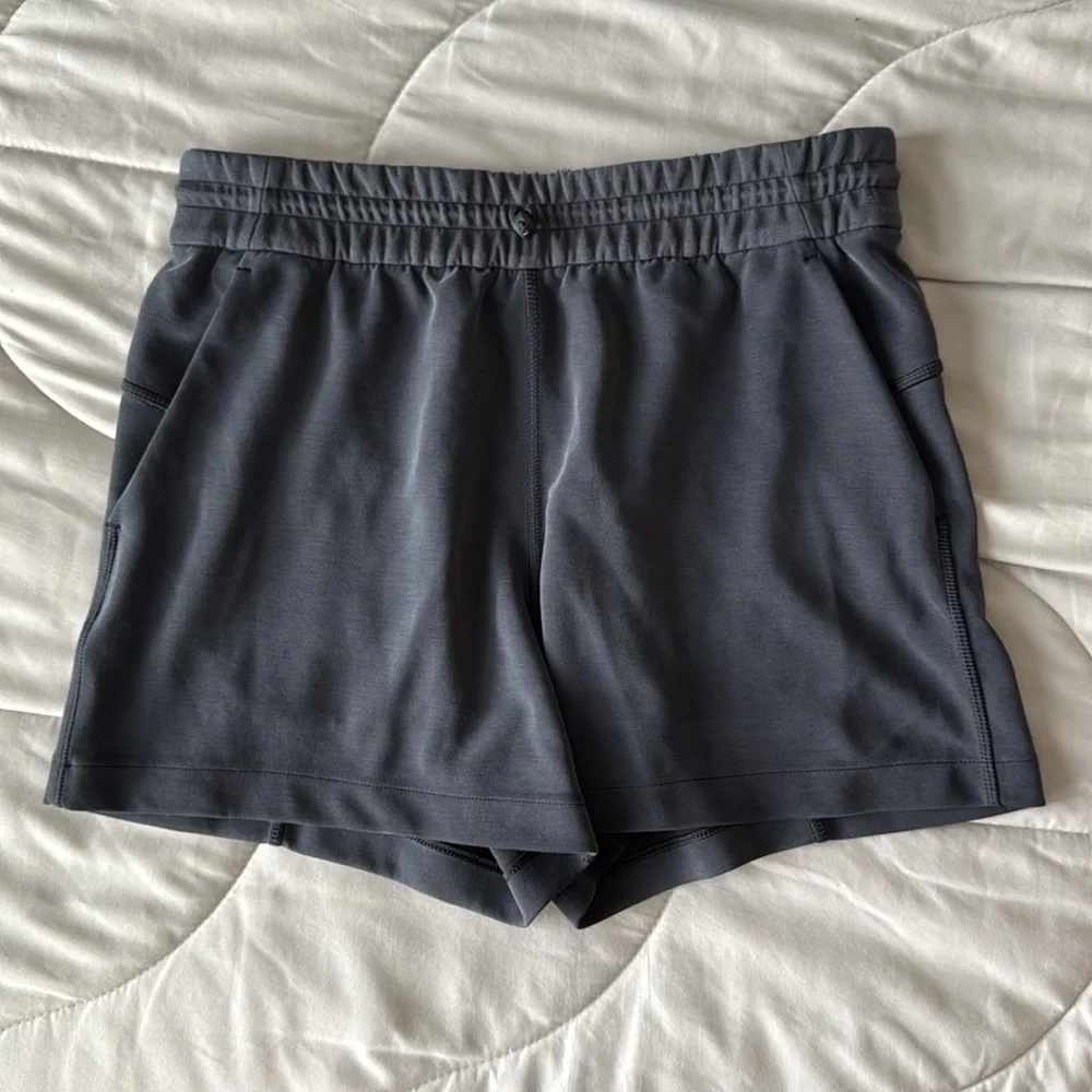 Lululemon Softstreme Shorts 4” Bundle - Picture 8 of 10